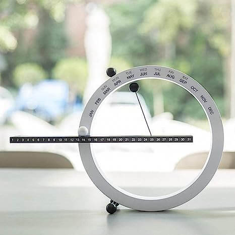 Galum - Perpetual Calendar